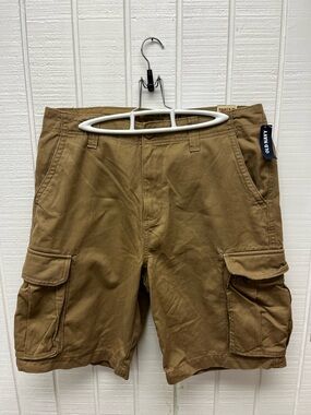 Old Navy Men’s Sz 34 Broken-In Cargo Shorts NWT Khaki Casual Summer NEW With Tag